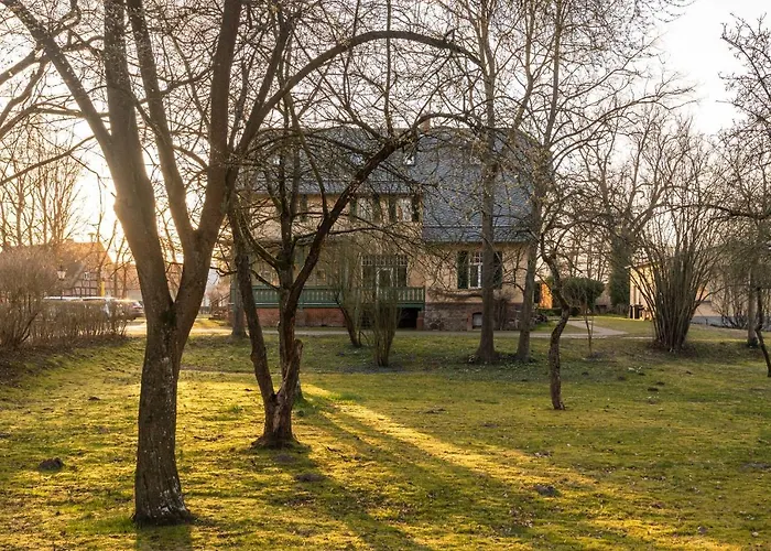 Klostergartenhotel Marienfliess فندق 3*